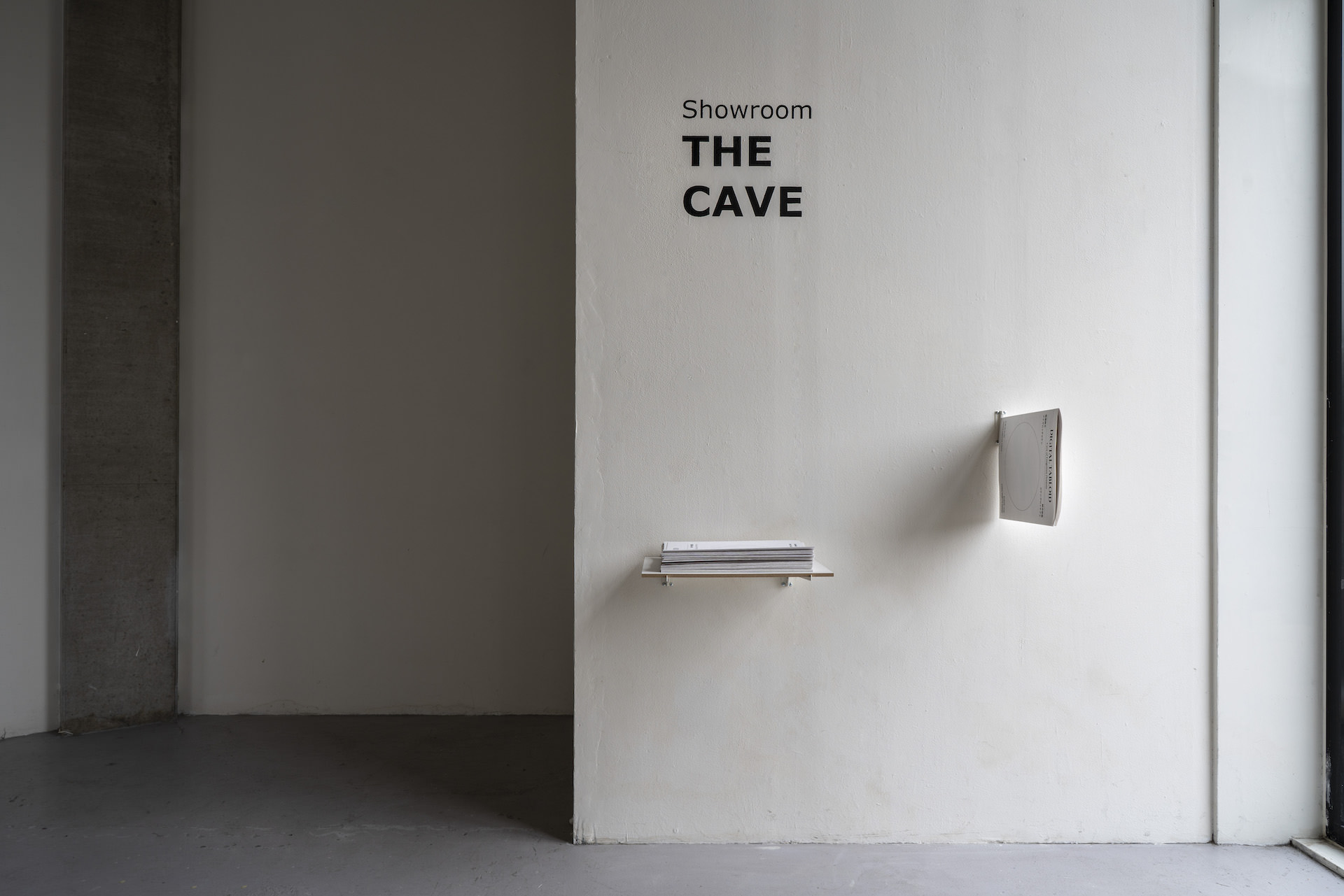 Cave of Forgotten Dreams - JURI SUZUKI | slide_1